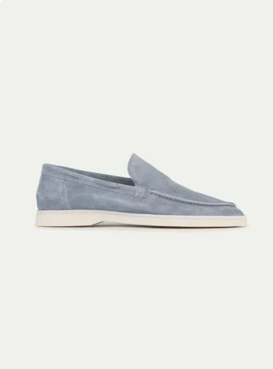 Mocasín de ante azul cielo