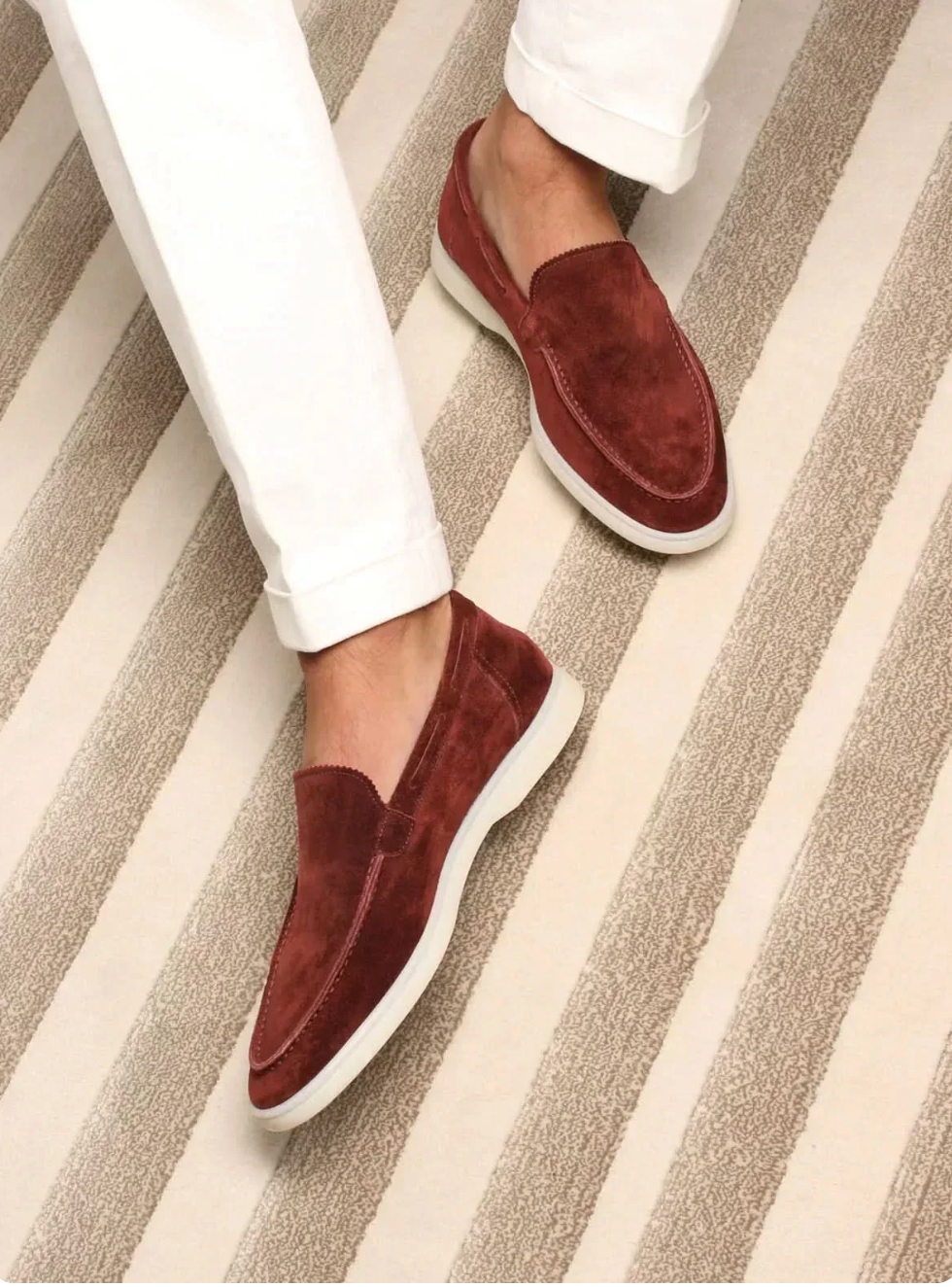 Mocasín de ante burdeos