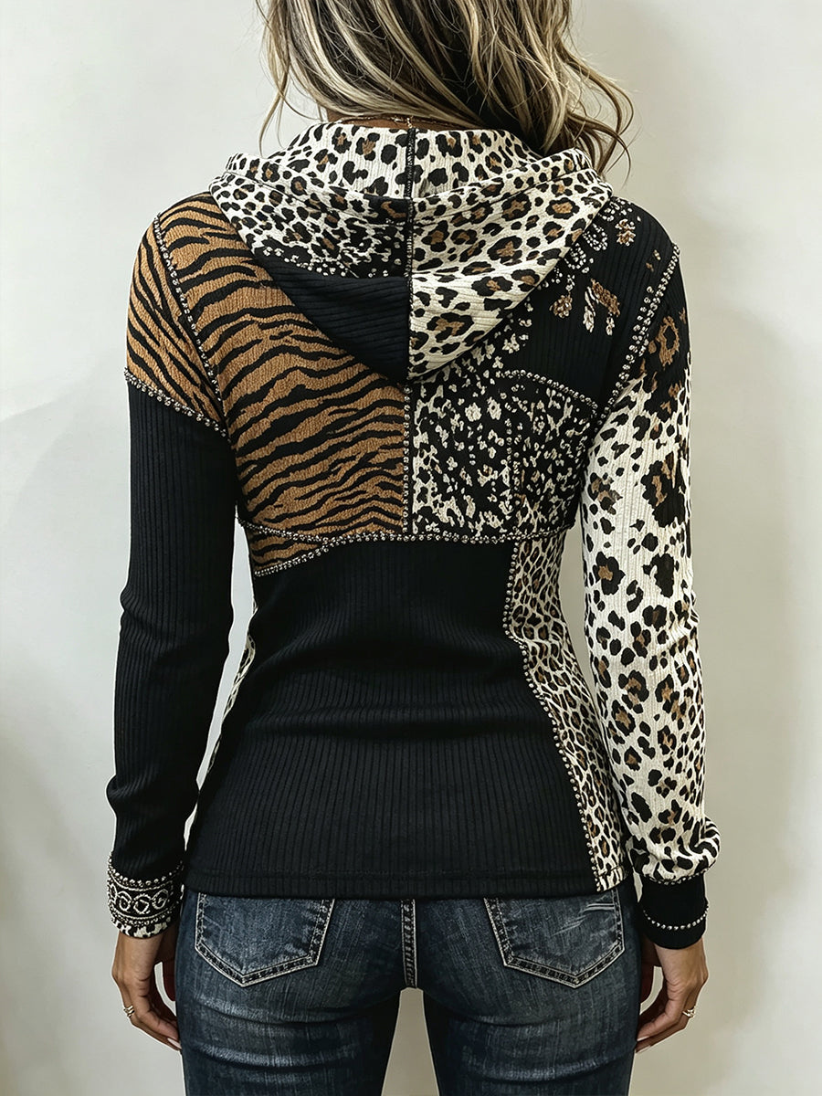 Top de canalé con capucha y estampado animal